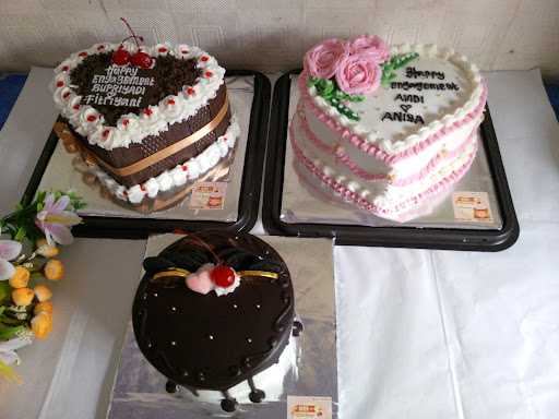 Rin'S Cake & Pastry 2