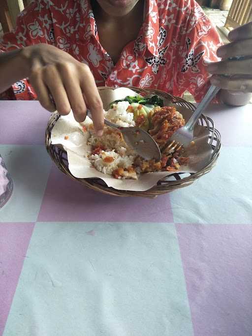 Pondok Makan Wong Cilik 3