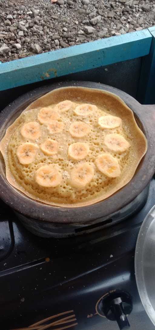 Martabak Bandung Sotyaningati 4