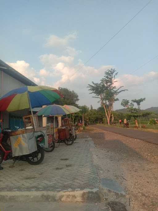 Bakso Goreng Kembar (Ambon) 6