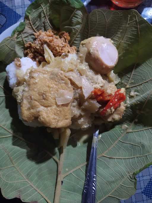 Nasi Kuning Mbok Cithet 8