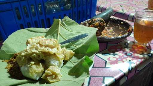 Nasi Kuning Mbok Cithet 6