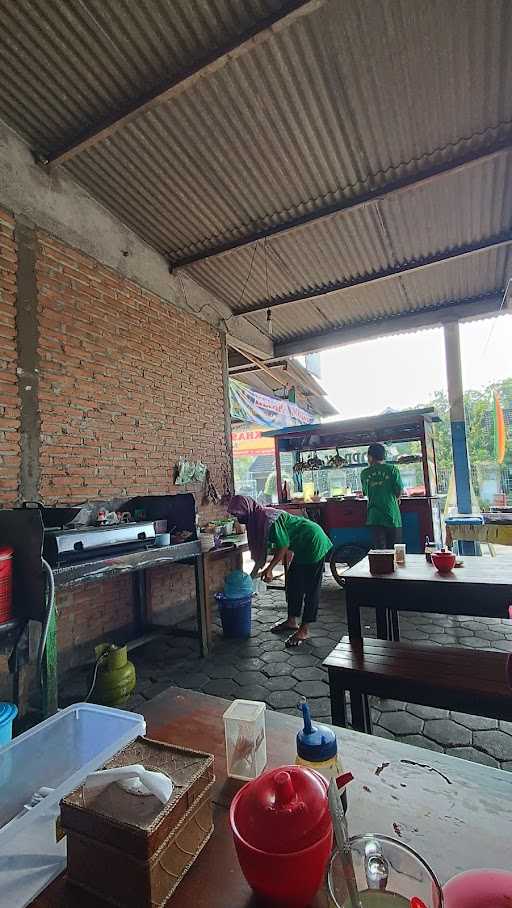 Warung Makan Khas Sunda Kembar 7