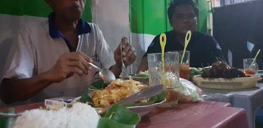 Nasi Telor Lontong Tahu 2