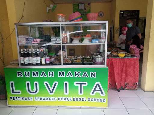 Warung Makan Bu Luvita 7