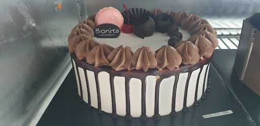 Bonita Cake & Bakery 10