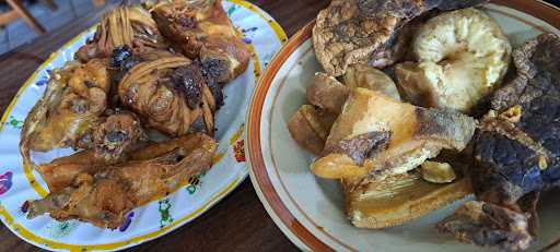 Nasi Rames Dan Sop Pak Miran 4