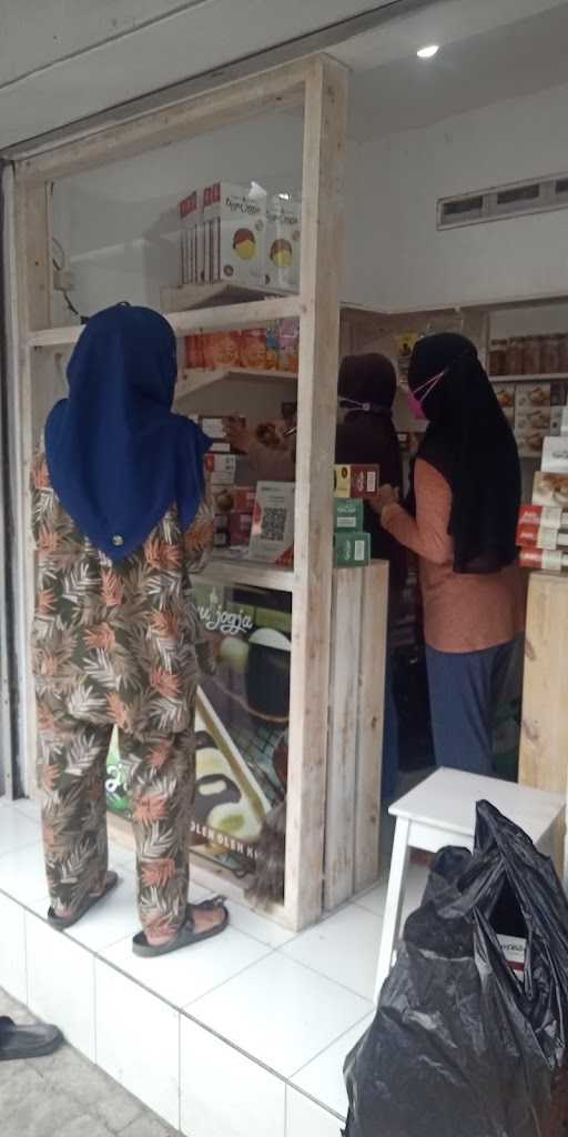 Bakpia Kukus Tugu Jogja - Demangan 5