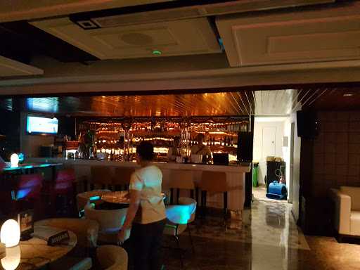 Chadis Bar Yogyakarta 10