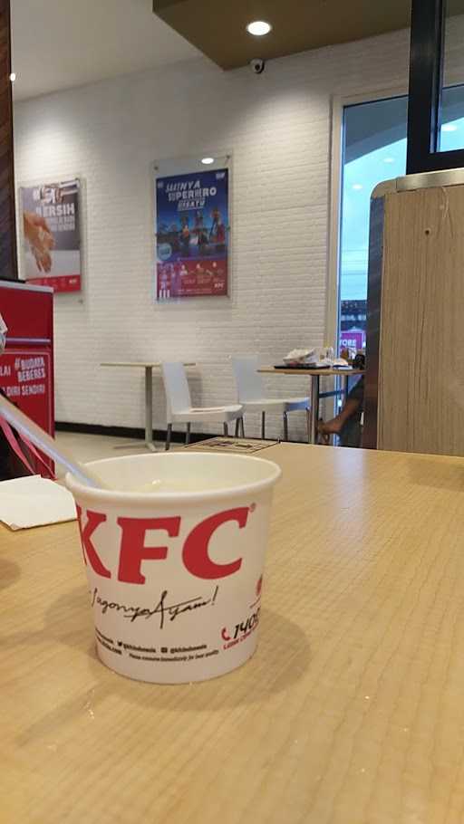 KFC - Ambarrukmo Plaza 7