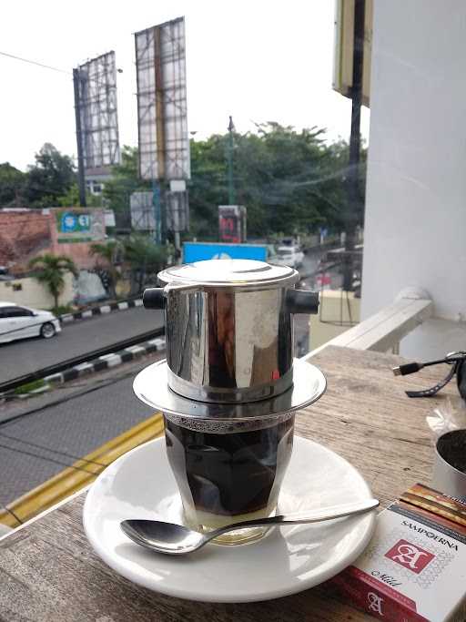 Analog Coffee Jogja 1