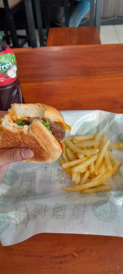 Burger Bangor Demangan 6