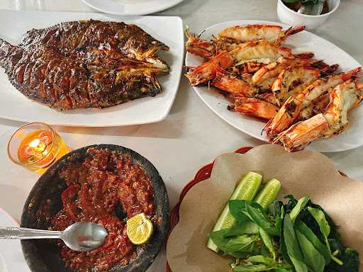 Ikan Bakar Bu Bambang 8