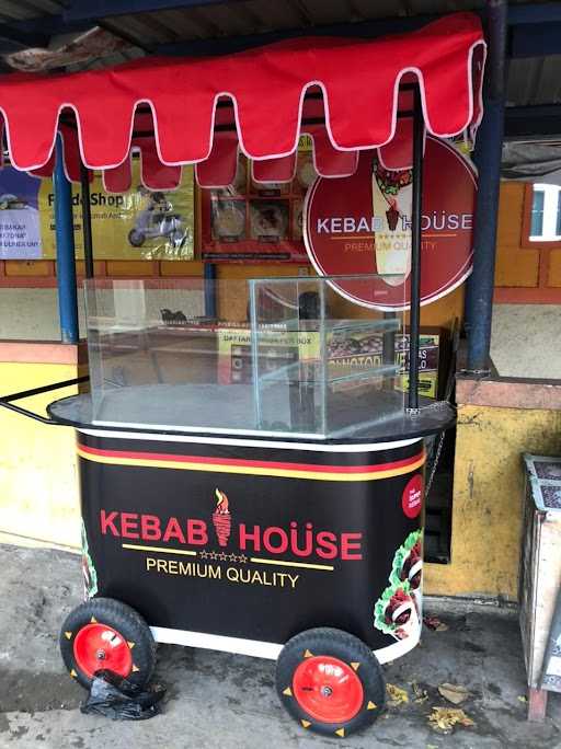 Kebab House, Uny 4