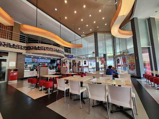 KFC - Universitas Gadjah Mada Yogyakarta 2