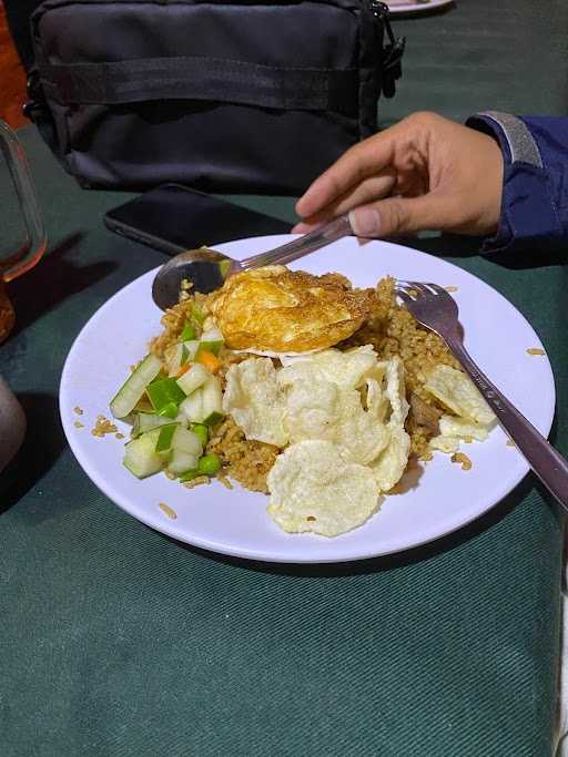 Nasi Goreng Sapi Kantor Notaris 8