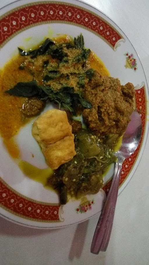 Rumah Makan Padang Untuang 9