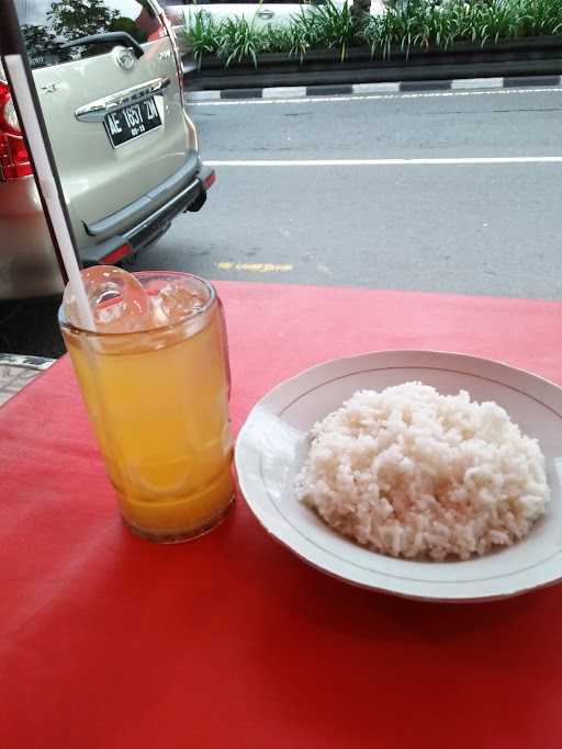 Sop Kaki Kambing Bang Udin 1