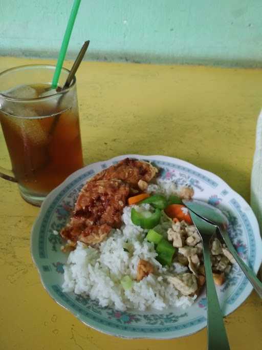 Warung Makan! Omah 631 1