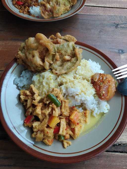 Warung Nasi Pak Ndut Pinus 5