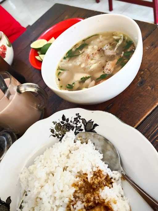 Warung Sop Buntut Bu Kadi 3