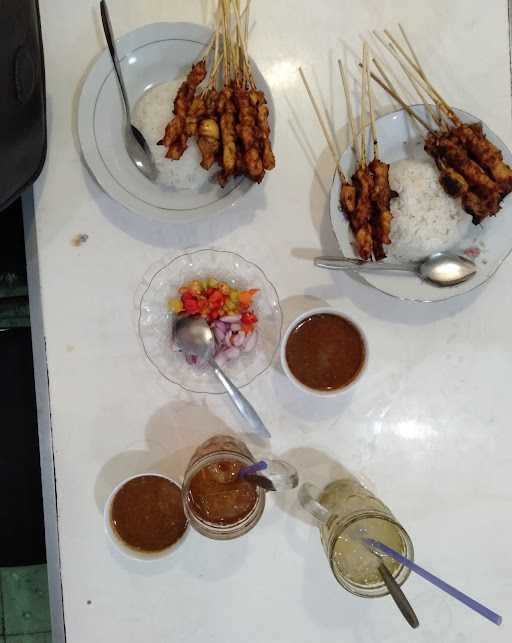 Sate Ayam Pak Kromo 3