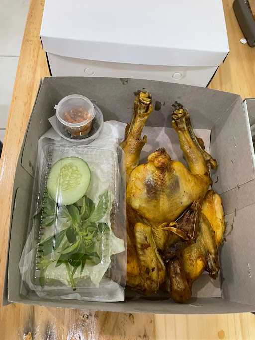 Ayam Dan Bebek Goreng Nggalesi 2