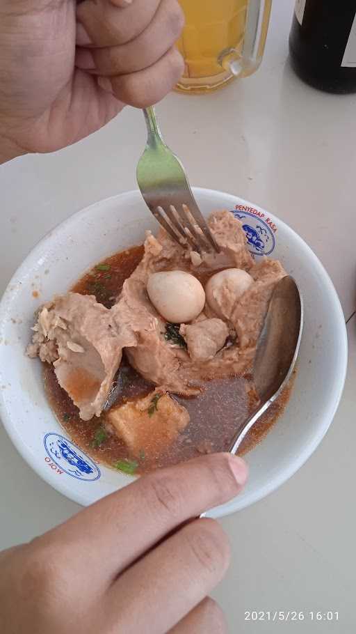 Dealova Mie Ayam & Bakso Beranak 9