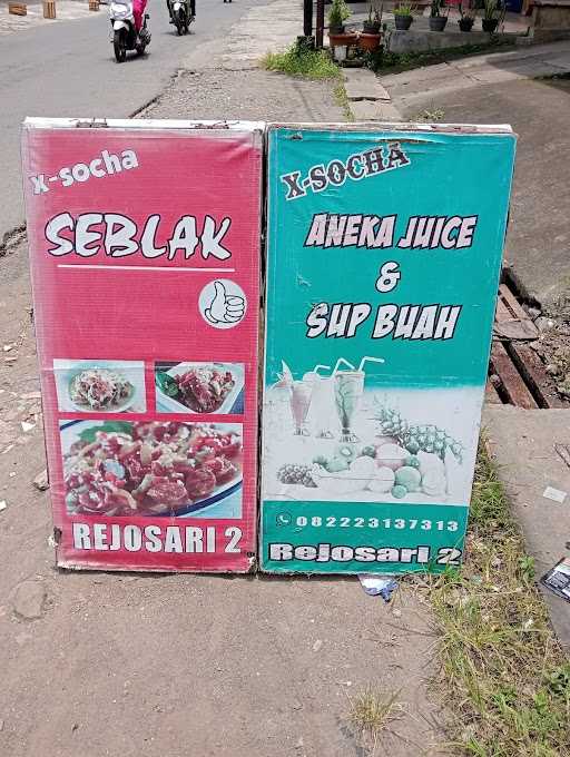 Depan Aa_Salehah Mart 4