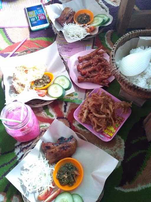 Kedai Ayam Kremes Dan Bakar Nahru 2