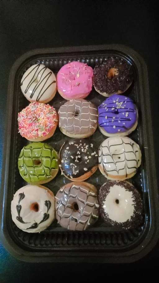 Gmoy Donuts 1