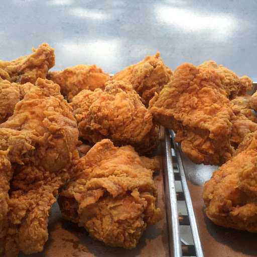 D'King Fried Chicken 3