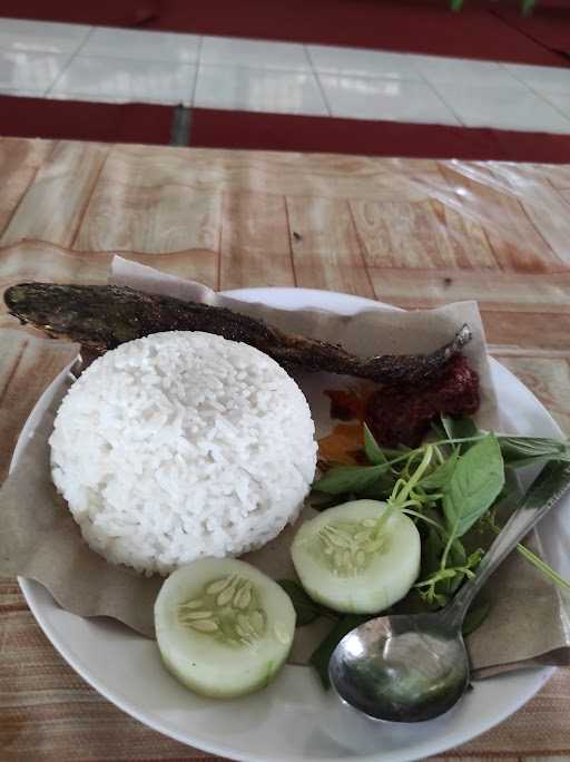 Pondok Makan Serba Bakar 1