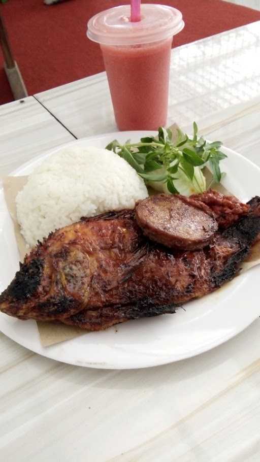 Pondok Makan Serba Bakar 6