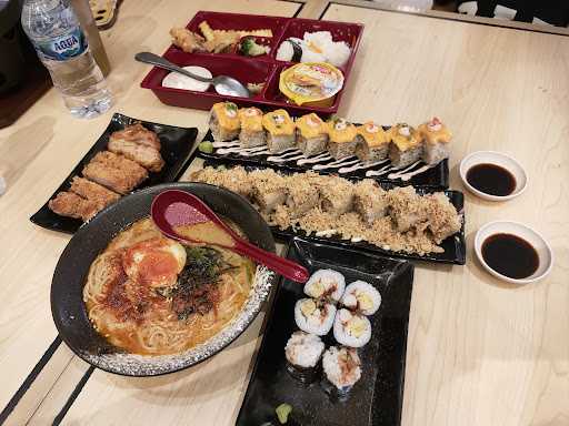 Kimukatsu Pakuwon Mall Solo Baru 8