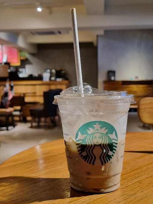 Starbucks - Tanjung Duren 9