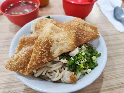 Bakmi Hong 5