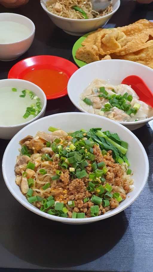 Bakmi Kaheng 10