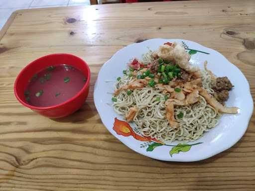 Bakmi Kalimantan Achun 5