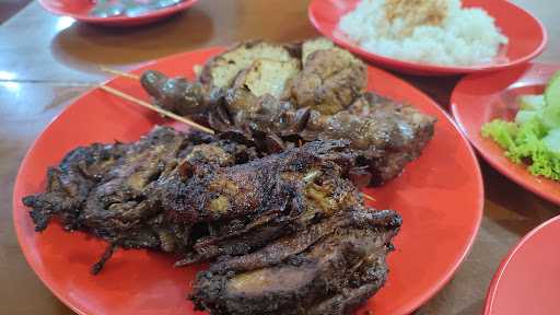 Kedai Cemara - Tanjung Duren Barat 7