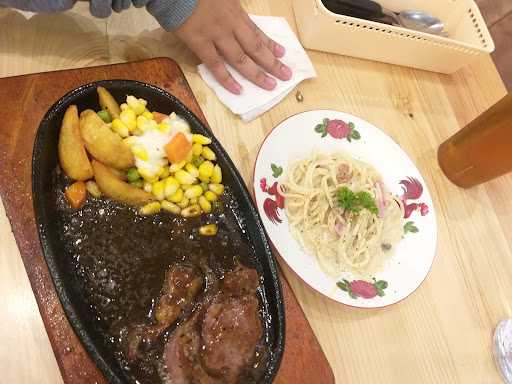 Steak Mpok Judes Grogol 9