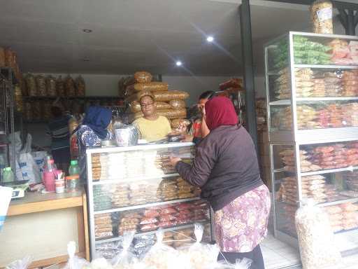 Toko Kue Sinar Jaya 3