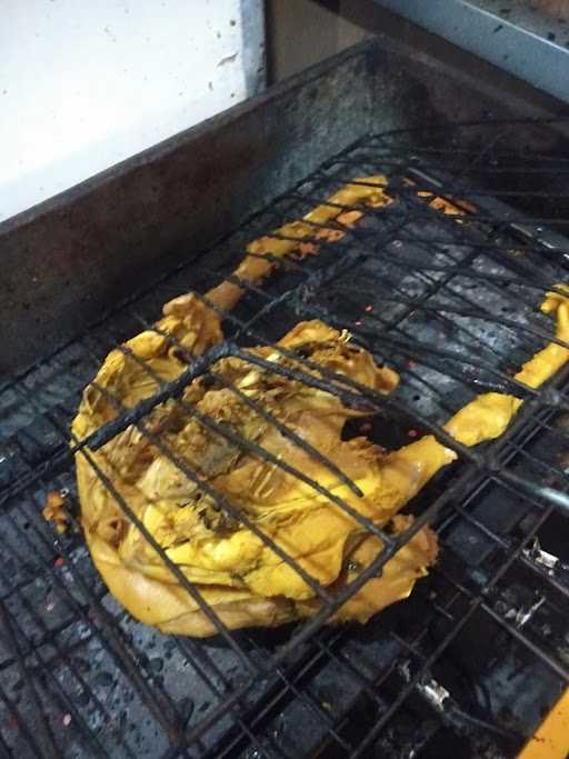Waroeng Ayam Kremes Jawa 9