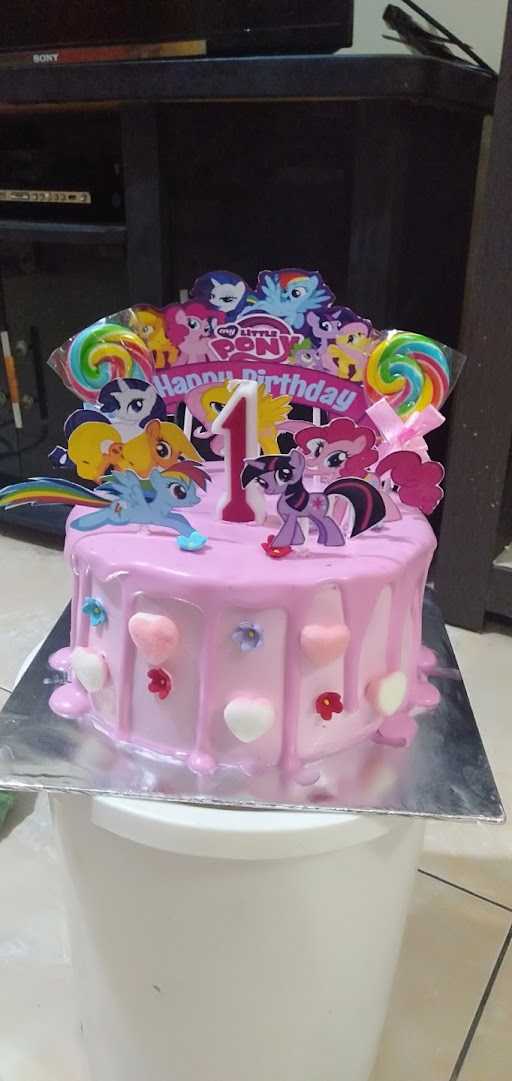 Aqila Cake'S 10