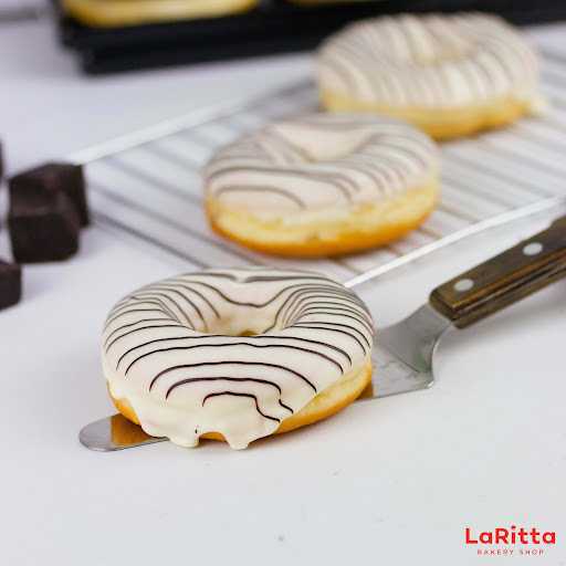 Laritta Bakery 7