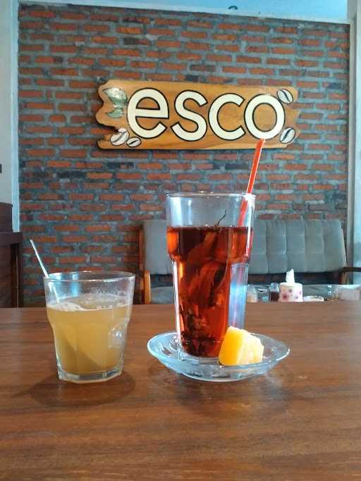 Cafe Esco 4