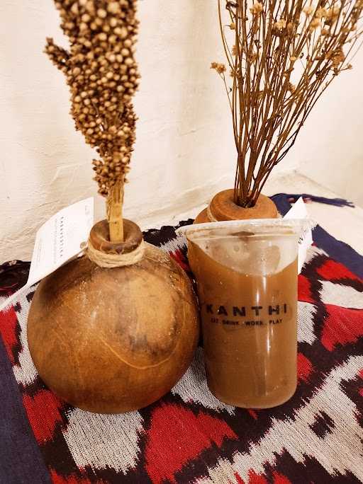 Kanthi Coffee And Eatery 7