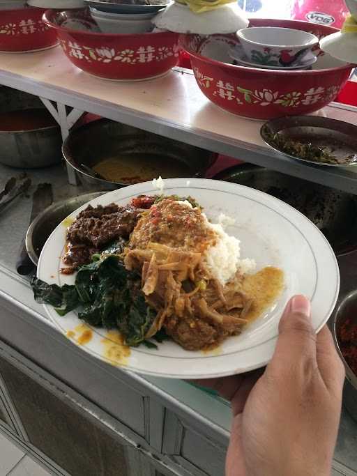 Ampera Hidup Baru Padang Cuisine 1