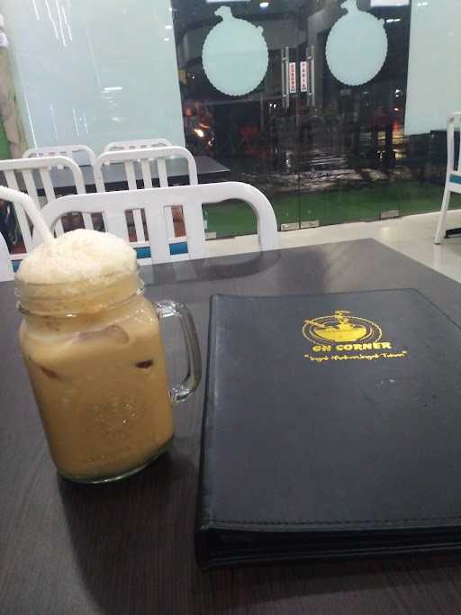 Authentic Malaysian Teh Tarik 5