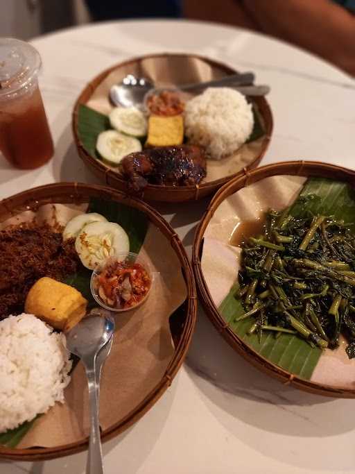 Ayam Bakar Klaska Dharmawangsa 6